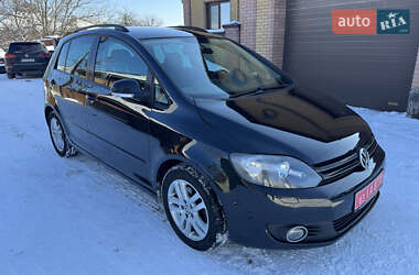 Хэтчбек Volkswagen Golf 2010 в Ахтырке