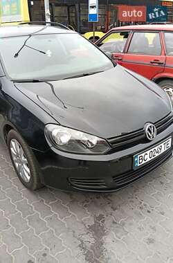 Універсал Volkswagen Golf 2010 в Львові