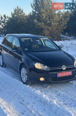Хэтчбек Volkswagen Golf 2013 в Киеве