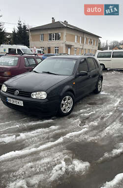 Хетчбек Volkswagen Golf 1999 в Немирові