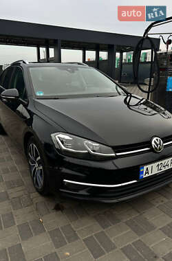 Универсал Volkswagen Golf 2018 в Лубнах