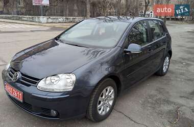 Хэтчбек Volkswagen Golf 2006 в Николаеве