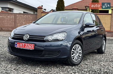 Хэтчбек Volkswagen Golf 2010 в Ковеле