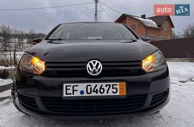 Хэтчбек Volkswagen Golf 2009 в Надворной