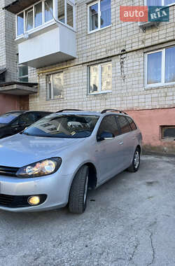 Універсал Volkswagen Golf 2012 в Старому Самборі