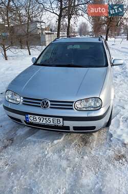 Універсал Volkswagen Golf 2002 в Чернігові