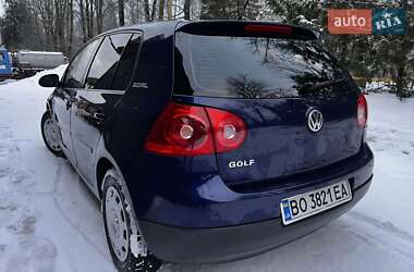 Хетчбек Volkswagen Golf 2006 в Дрогобичі