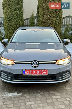 Універсал Volkswagen Golf 2022 в Золочеві