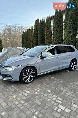 Универсал Volkswagen Golf 2022 в Золочеве