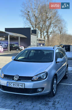 Універсал Volkswagen Golf 2010 в Самборі