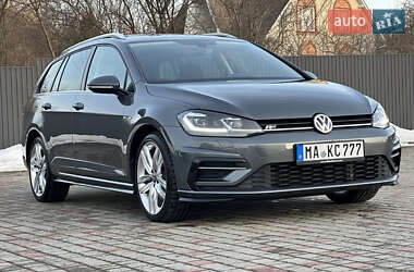 Универсал Volkswagen Golf 2020 в Луцке