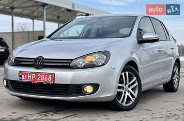 Хэтчбек Volkswagen Golf 2010 в Лубнах