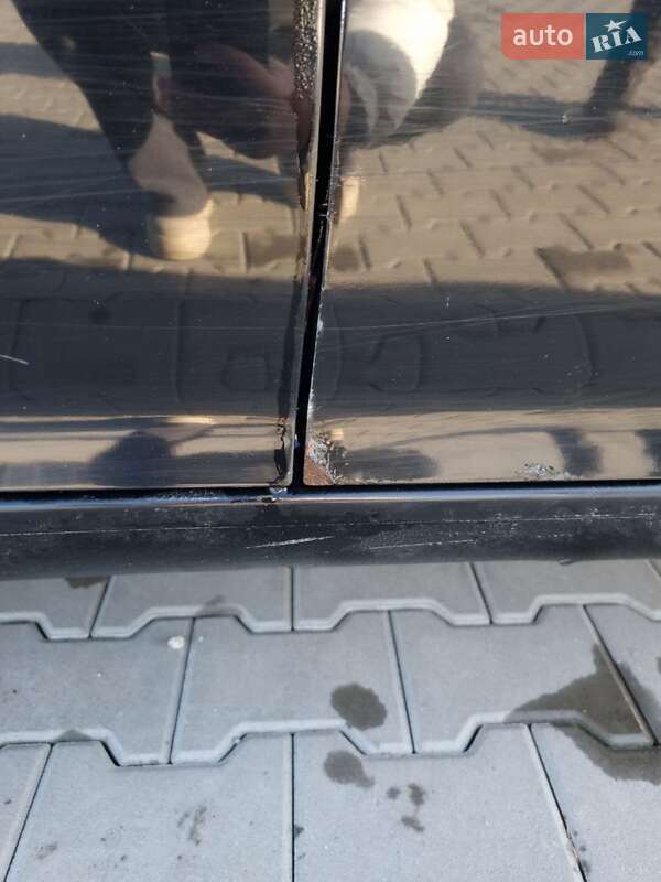 Хэтчбек Volkswagen Golf 2005 в Виннице