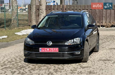 Універсал Volkswagen Golf 2018 в Стрию