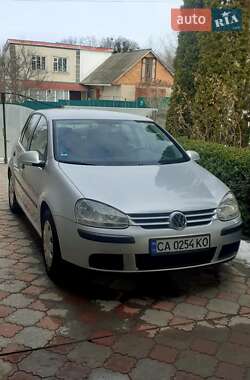 Хетчбек Volkswagen Golf 2004 в Лисянці