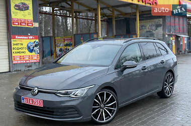 Універсал Volkswagen Golf 2022 в Тернополі