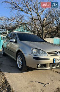 Хэтчбек Volkswagen Golf 2004 в Снигиревке