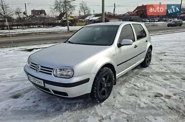 Хетчбек Volkswagen Golf 2002 в Полтаві