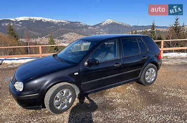 Хэтчбек Volkswagen Golf 2000 в Полянице