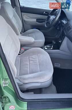 Хэтчбек Volkswagen Golf 1998 в Киеве