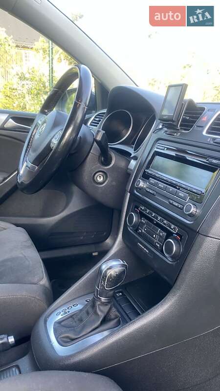 Хэтчбек Volkswagen Golf 2011 в Коломые