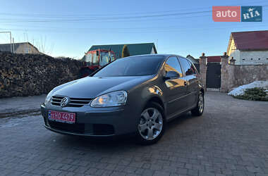 Хетчбек Volkswagen Golf 2008 в Рівному
