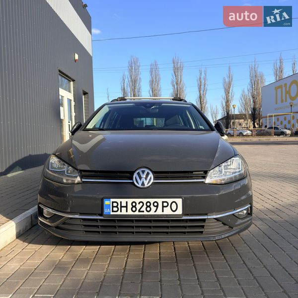 Универсал Volkswagen Golf 2018 в Одессе
