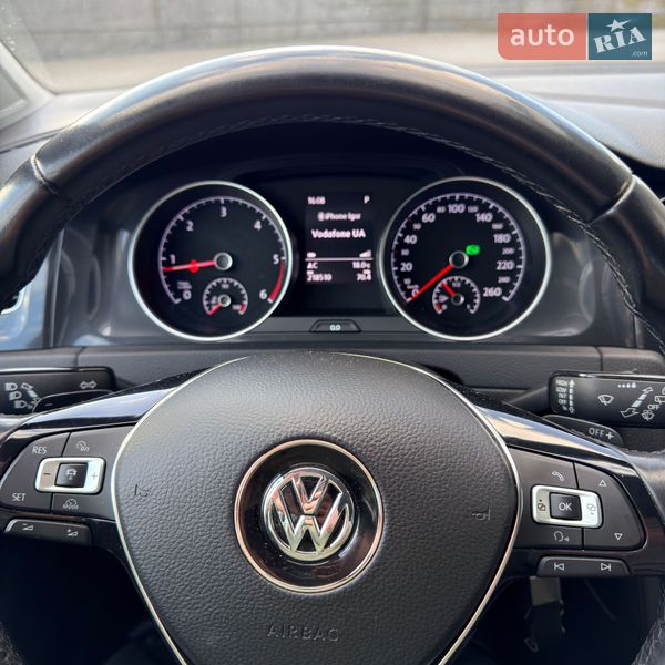 Универсал Volkswagen Golf 2018 в Одессе