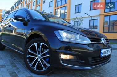 Універсал Volkswagen Golf 2016 в Вінниці