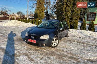 Хэтчбек Volkswagen Golf 2005 в Славуте