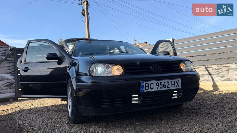 Хэтчбек Volkswagen Golf 2002 в Стрые