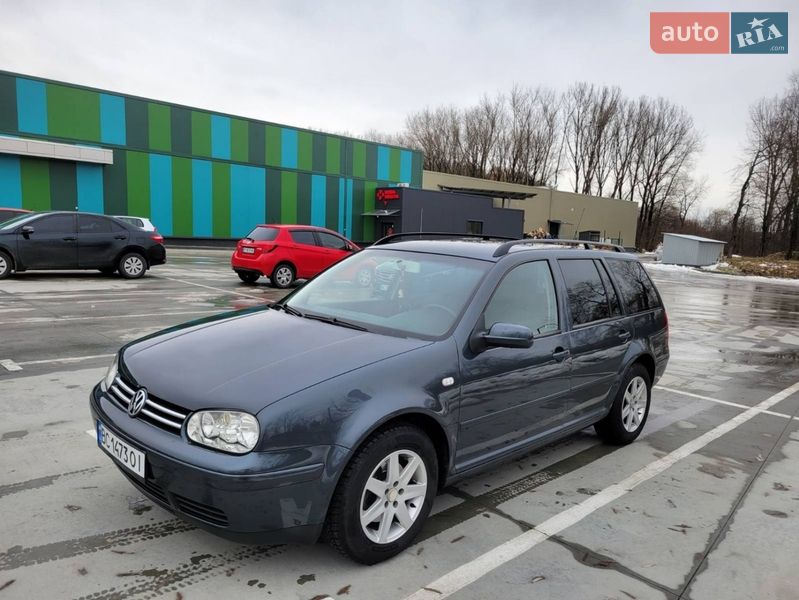 Volkswagen Golf 2003