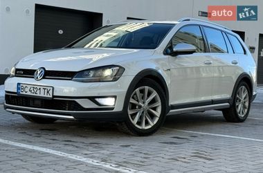 Універсал Volkswagen Golf 2016 в Хмельницькому