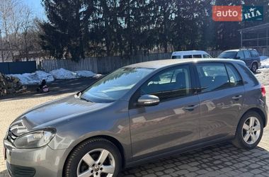 Хэтчбек Volkswagen Golf 2009 в Хороле