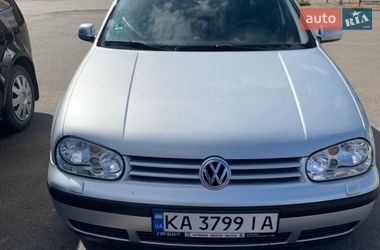 Хэтчбек Volkswagen Golf 2001 в Черкассах