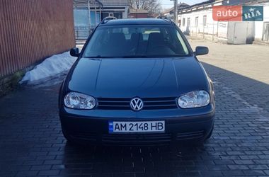 Универсал Volkswagen Golf 2004 в Брусилове