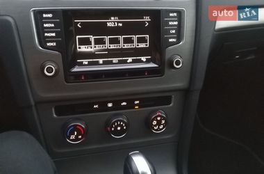 Хэтчбек Volkswagen Golf 2015 в Новоднестровске