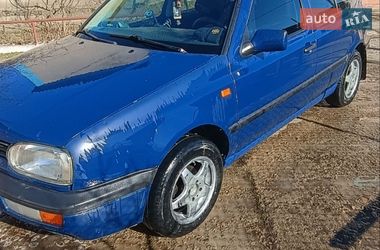 Хэтчбек Volkswagen Golf 1992 в Сарате