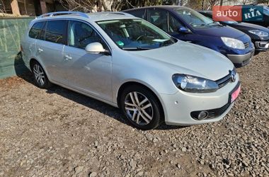 Універсал Volkswagen Golf 2010 в Луцьку