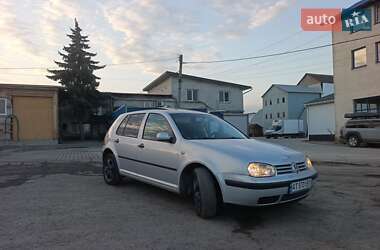 Хетчбек Volkswagen Golf 2000 в Івано-Франківську