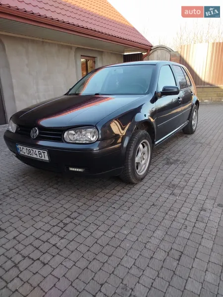 Volkswagen Golf