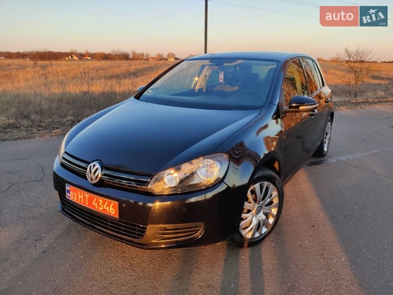 Хэтчбек Volkswagen Golf 2009 в Барышевке