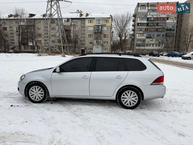 Универсал Volkswagen Golf 2013 в Киеве