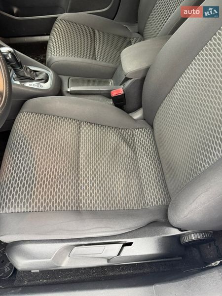 Универсал Volkswagen Golf 2013 в Киеве