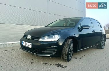 Хэтчбек Volkswagen Golf 2015 в Киеве