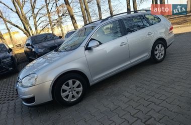 Універсал Volkswagen Golf 2009 в Полтаві