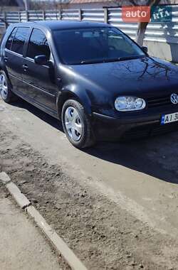 Хэтчбек Volkswagen Golf 2001 в Ракитном