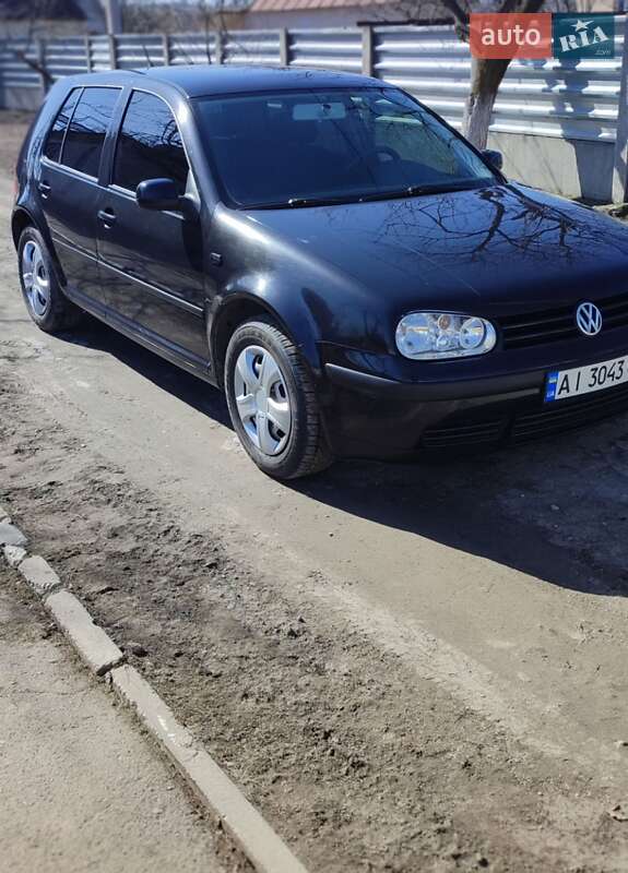 Volkswagen Golf 2001