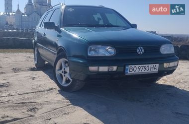 Универсал Volkswagen Golf 1997 в Почаеве