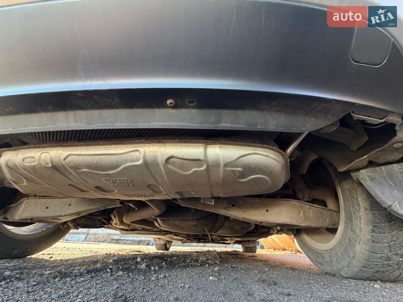 Хэтчбек Volkswagen Golf 2012 в Кропивницком